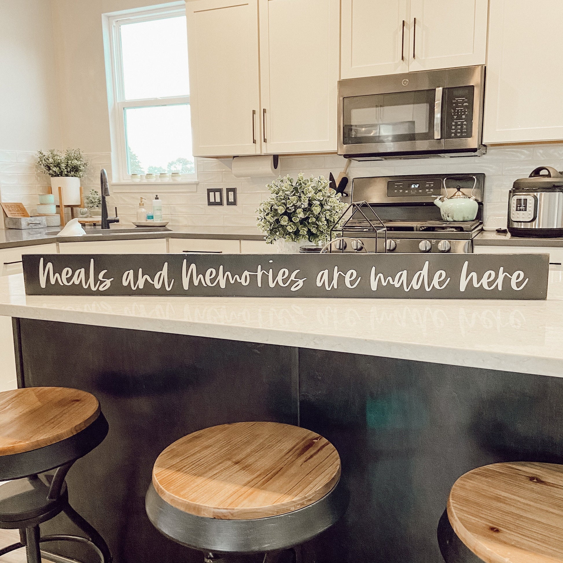 meals and memories are made here [FREE SHIPPING!]