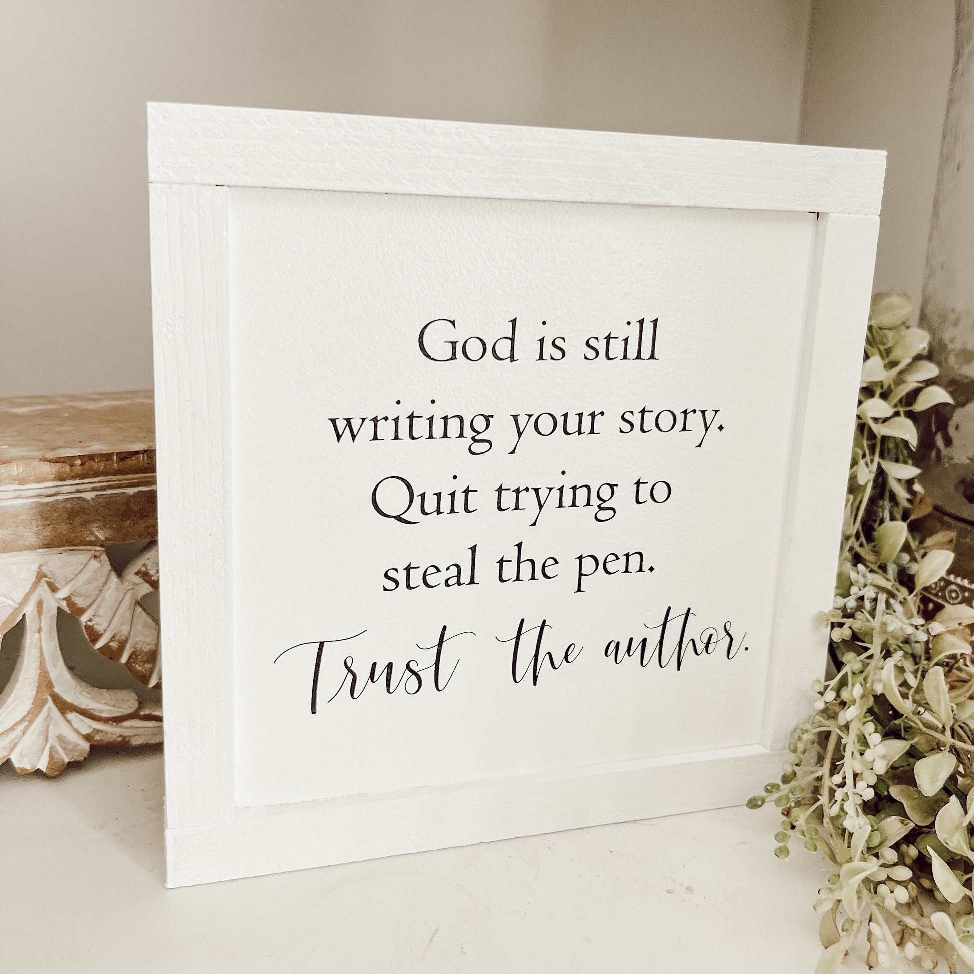 trust the author * living room sign [FREE SHIPPING!]
